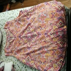 VERSE woman's notched v-neck sleeveless shirt size XXL. Worn once.